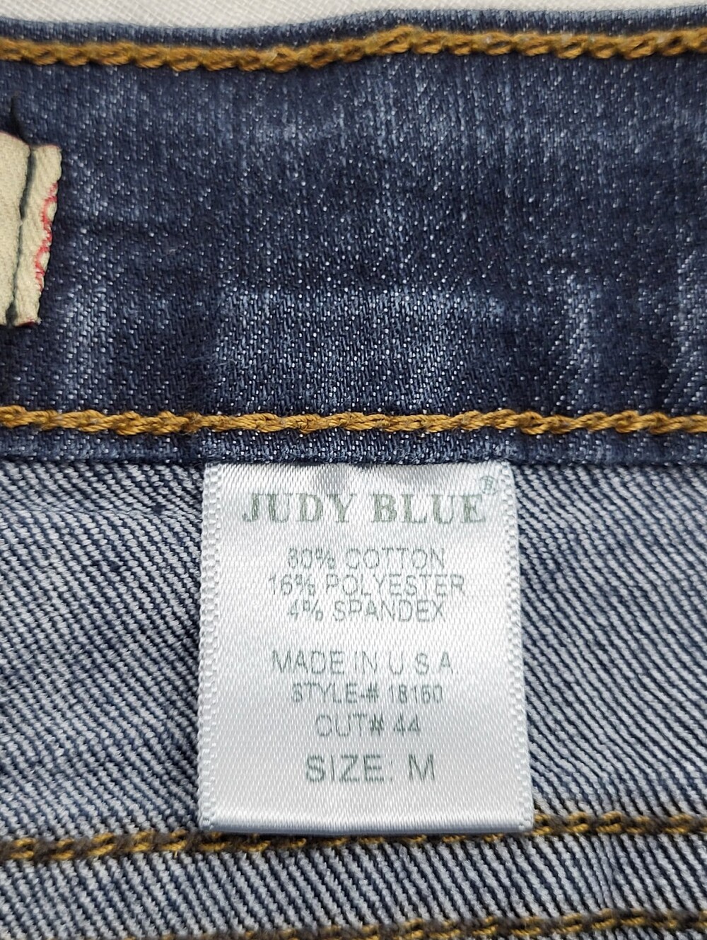 Judy Blue Women’s Cuffed Dark Blue Denim Shorts Button Fly Stretch Size Medium - Picture 9 of 10
